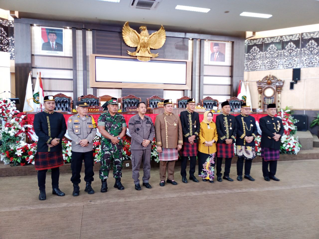 DPRD Kukar Gelar Seremoni Perpisahan Alif Turiadi, Mundur karena Maju Pilkada