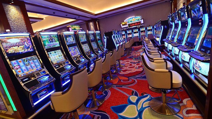 Hukum Judi Slot dalam Perspektif Islam: Bahaya dan Larangannya