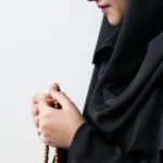 3 Golongan Wanita yang Tidak Wajib Berhijab dalam Islam