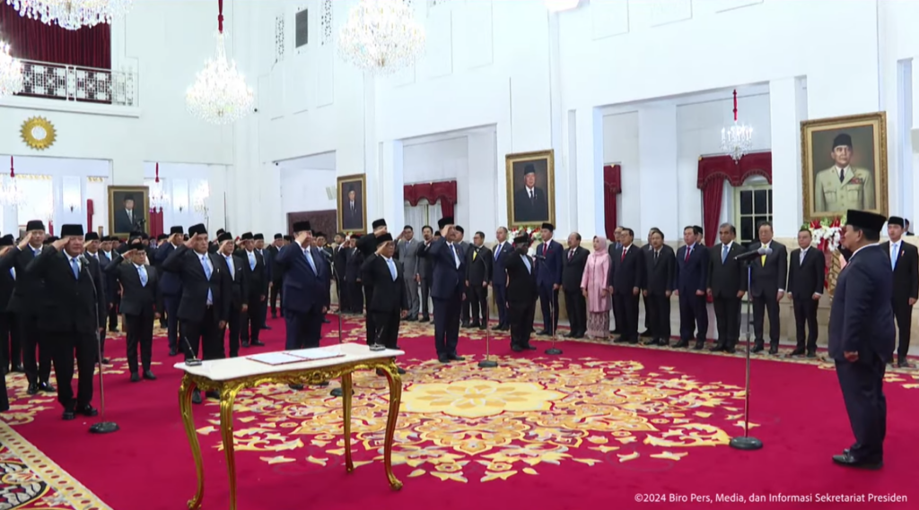 Prabowo Subianto Resmi Lantik Kabinet Merah Putih di Istana Negara