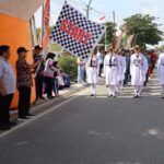 Asisten I Setkab Kukar Buka Gerak Jalan se-Kukar