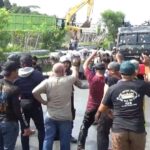 Ratusan Warga Balikpapan Protes Kebakaran di Kilang Pertamina, Tuntut Pertanggungjawaban
