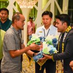Penumpang Terakhir 2024 di Bandara Sepinggan Dapat Apresiasi
