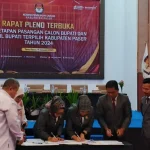 Fahmi Fadli - Ikhwan Antasari Resmi Ditetapkan Sebagai Bupati dan Wakil Bupati Paser 2024