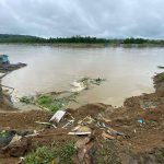 Tanah Longsor Akibat Abrasi Sungai Mahakam Terjang Kampung Tering Lama, Kutai Barat