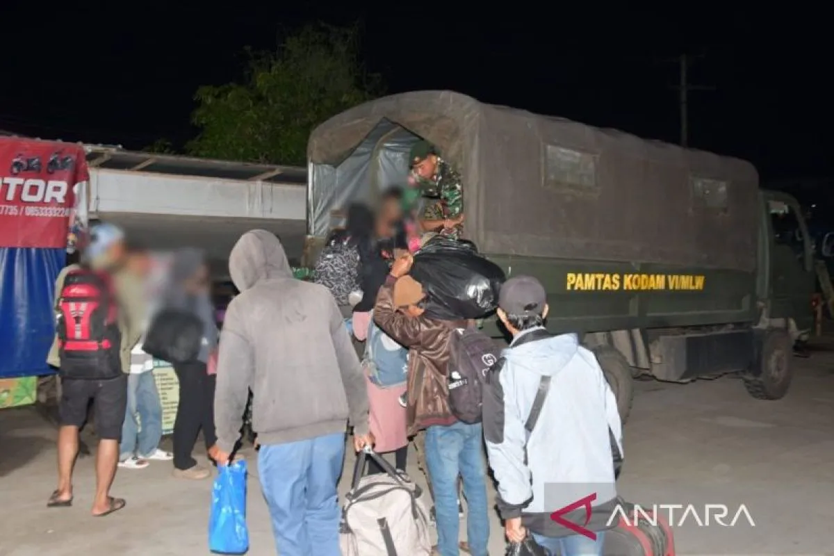 TNI Gagalkan Penyelundupan 57 Pekerja Migran Ilegal di Perbatasan Nunukan