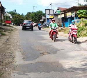 Jalan Sultan Alimudin di Samarinda Sorotan, Warga Minta Perbaikan Segera