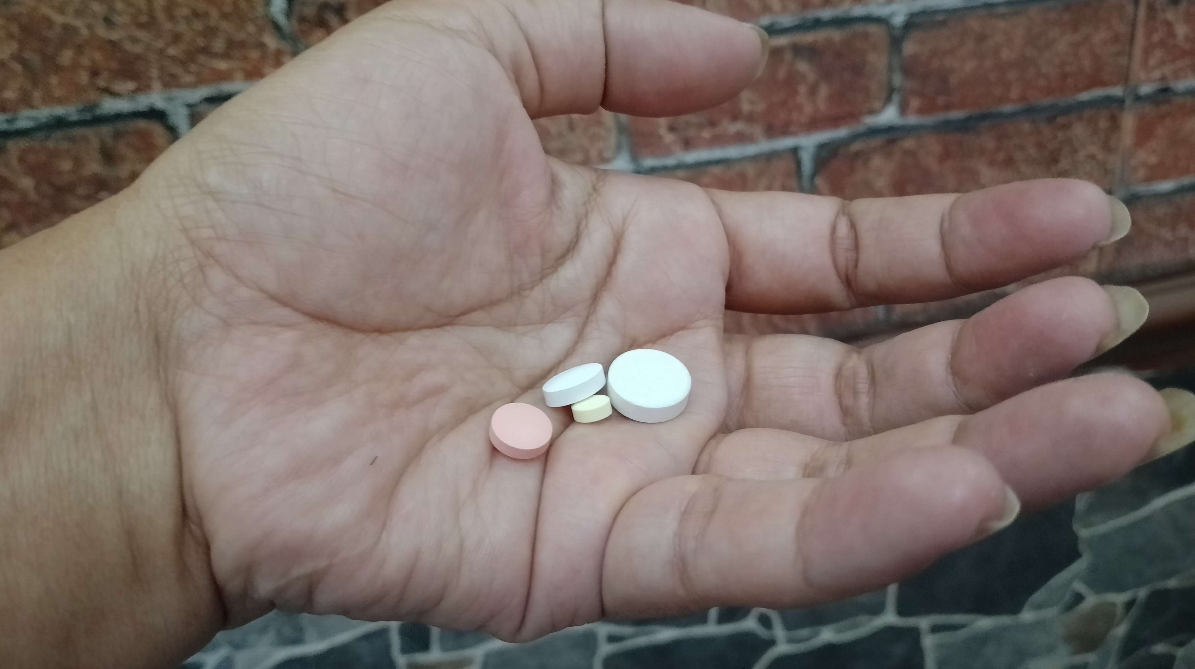 Panduan Minum Obat Saat Puasa Ramadan untuk Penderita Penyakit Kronis