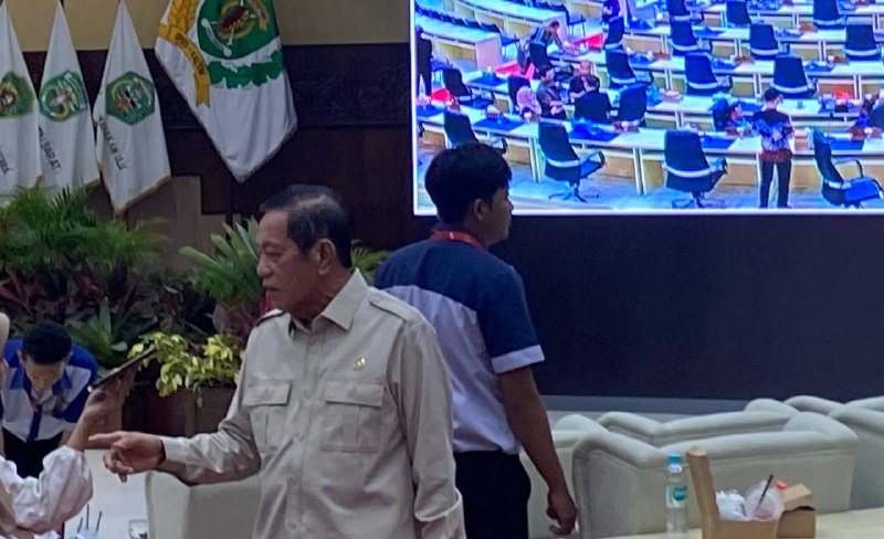 Makmur HAPK Soroti Ketidakhadiran Pejabat Pemprov di Paripurna