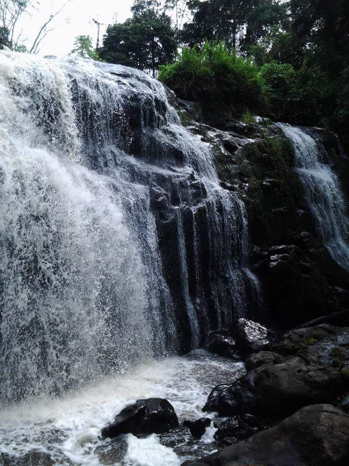 Air Terjun Kembar di Santan Ulu, Surga Tersembunyi yang Menanti Jalan Menuju Ketenarannya