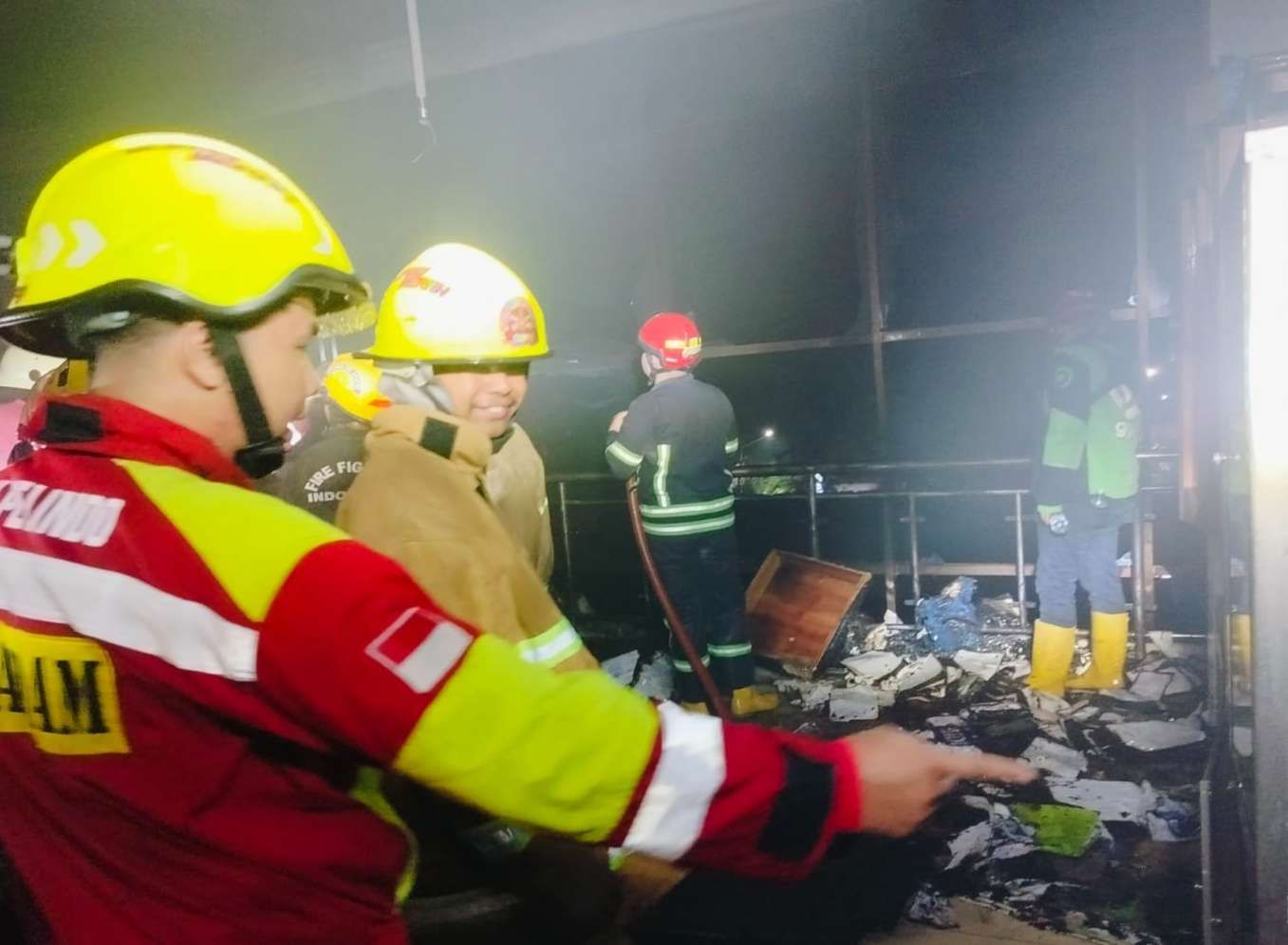 kebakaran RSUD Syahranie, Gedung Poli terbakar, RSUD Samarinda kebakaran, layanan RSUD tetap berjalan, penyebab kebakaran RSUD