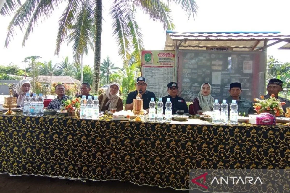 bantuan RT, pengentasan kemiskinan, pemberdayaan masyarakat, kesejahteraan keluarga, DPMD Kukar