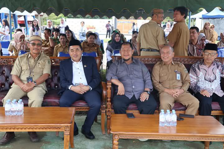 Pimpinan DPRD Kukar Hadiri HUT SMAN 2 Tenggarong