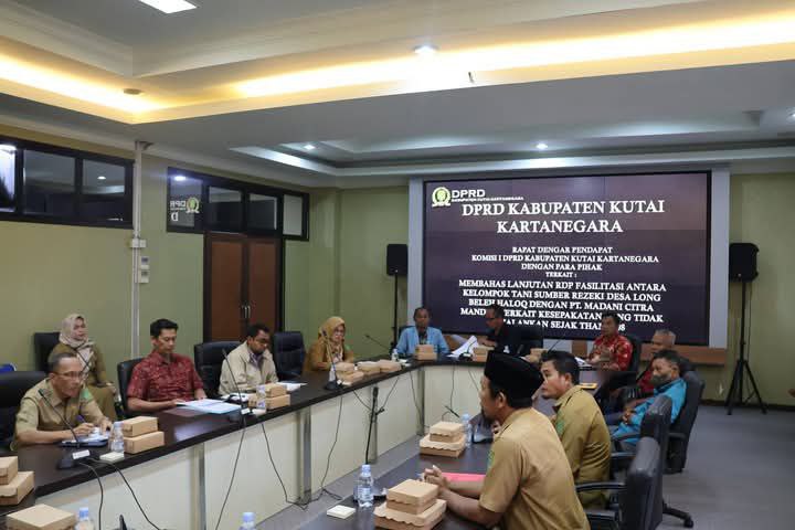 ‎Komisi I DPRD Kukar Gelar RDP Sengketa Lahan PT MCM dengan Masyarakat