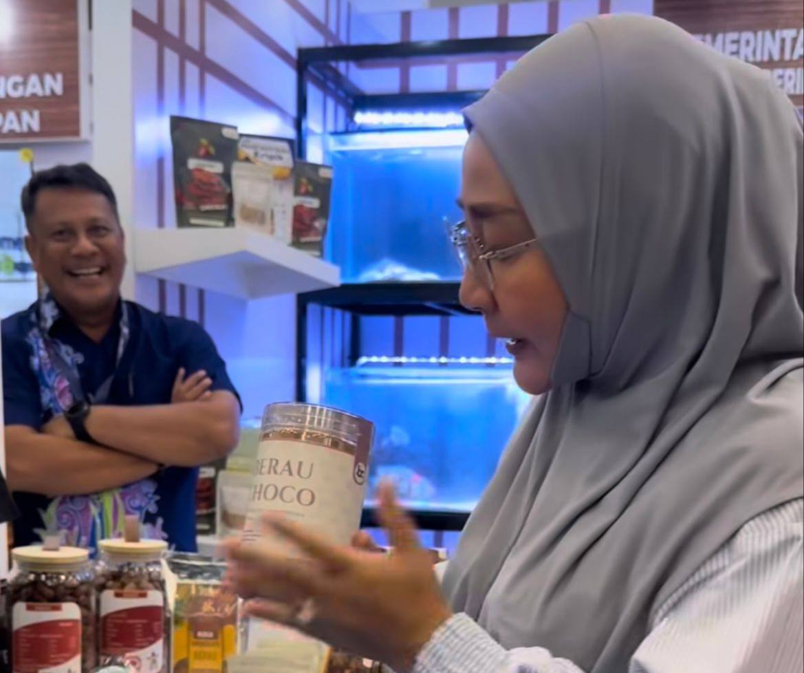 Sri Juniarsih Promosikan Cokelat Berau di Trade Expo Indonesia