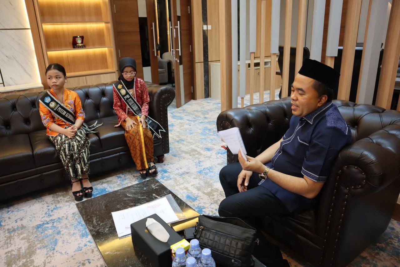Ketua DPRD Kukar Apresiasi Putri Kebudayaan Cilik Indonesia Asal Kukar