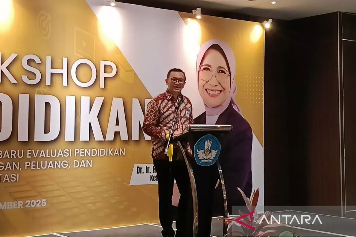 12.700 guru Kaltim, sertifikasi pendidik, PPG 2025, kualitas pendidikan, guru profesional