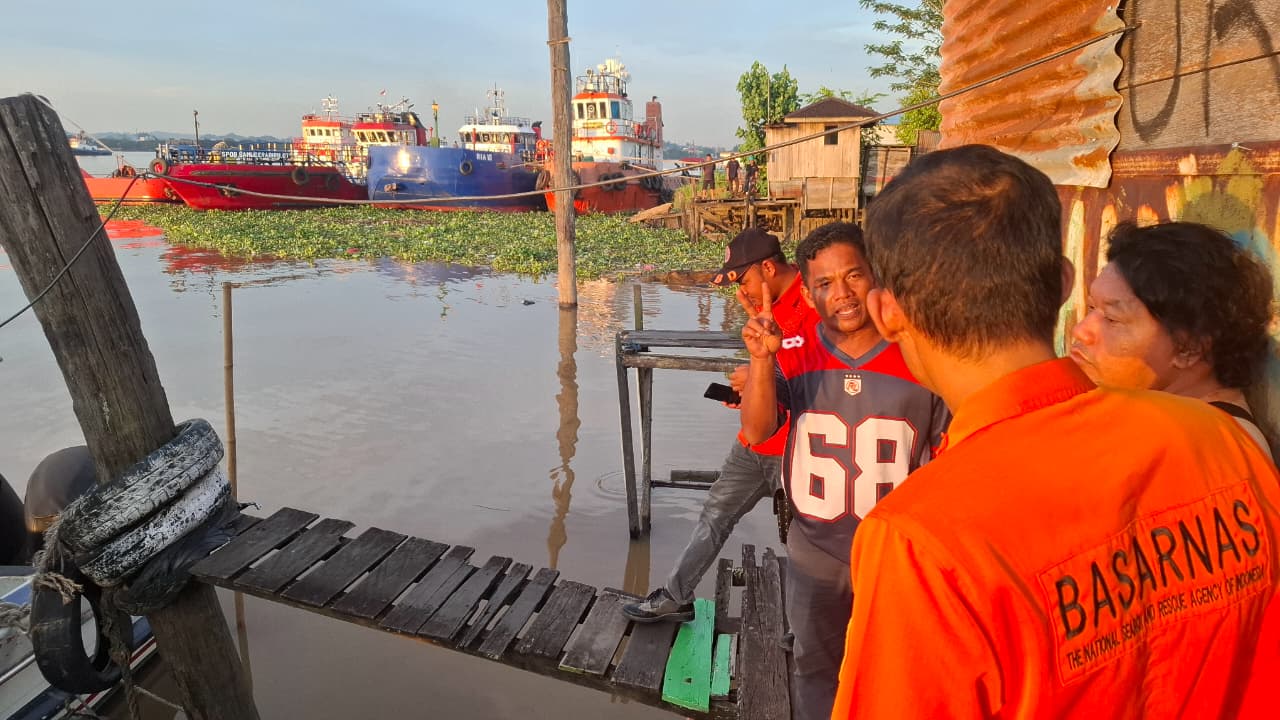 Terpeleset, Pekerja PT Kalamur Hilang di Sungai Mahakam