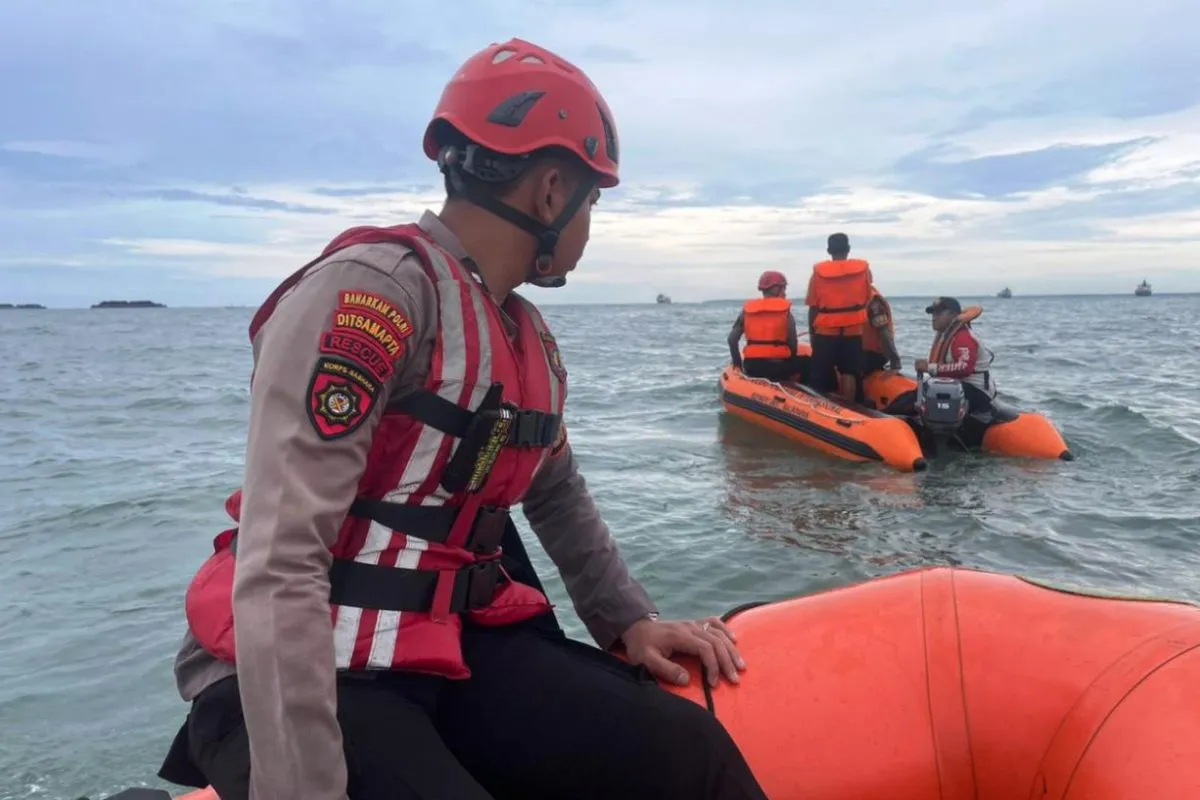 Tim SAR Lanjutkan Pencarian Remaja Tenggelam di Pantai Kemala Balikpapan