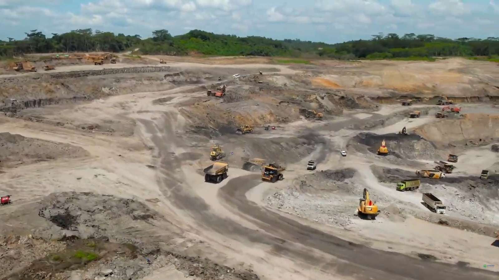 harga batu bara global, ekspor Kaltim, BPS Kaltim, penurunan permintaan, transisi energi