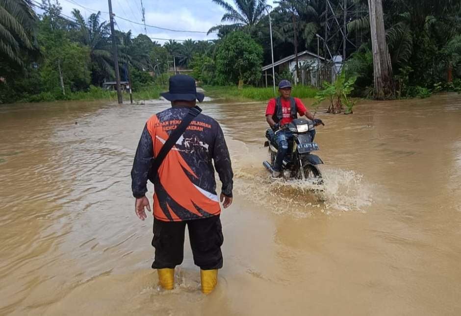 banjir Karang Jinawi, DAS Sepaku, BPBD PPU, hujan lebat, cuaca ekstrem