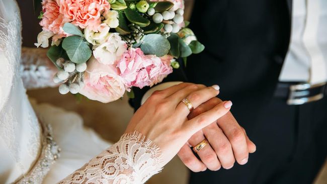 menikah usia 30-an, risiko perceraian, usia ideal menikah, studi pernikahan, hubungan rumah tangga