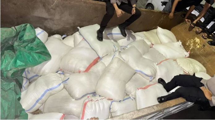 Operasi Pekat Mahakam 2026, miras tradisional Samarinda, Cap Tikus Samarinda, Polresta Samarinda, razia miras Samarinda