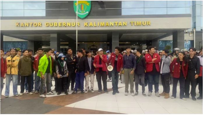 program Gratispol, mahasiswa Kaltim, pendidikan gratis, bantuan pendidikan, UKT