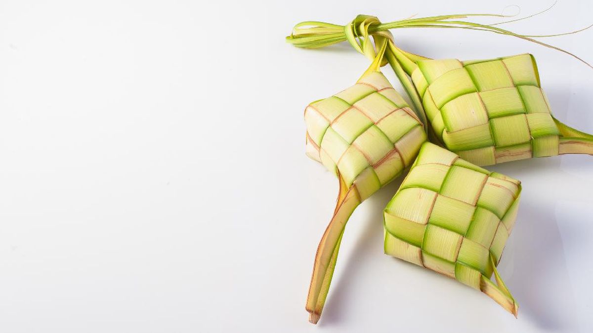 ketupat Lebaran, sejarah ketupat, makna ketupat, tradisi Idul Fitri, filosofi ketupat