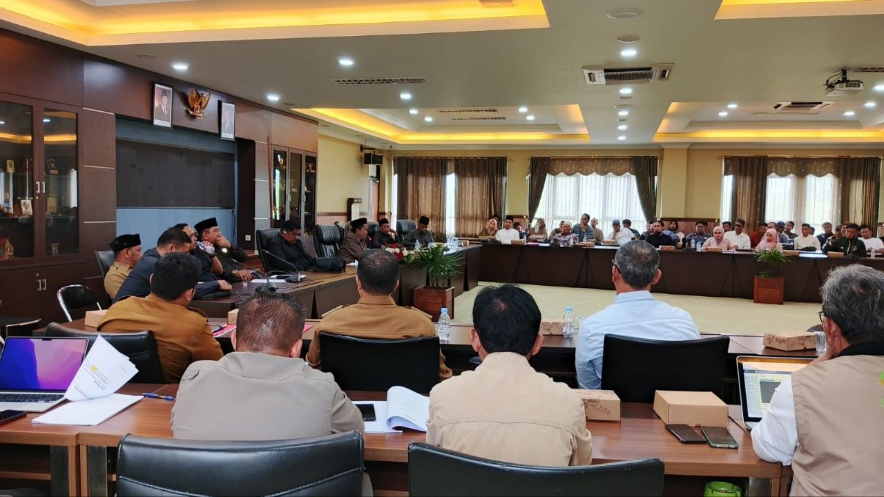 Diusir OIKN, Pedagang Warung Kuliner di Jalur Bukit Soeharto Mengadu ke DPRD Kukar