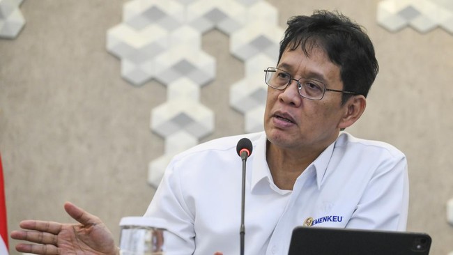 Purbaya Buka Suara soal Sumber Gaji Manajer Kopdes Merah Putih