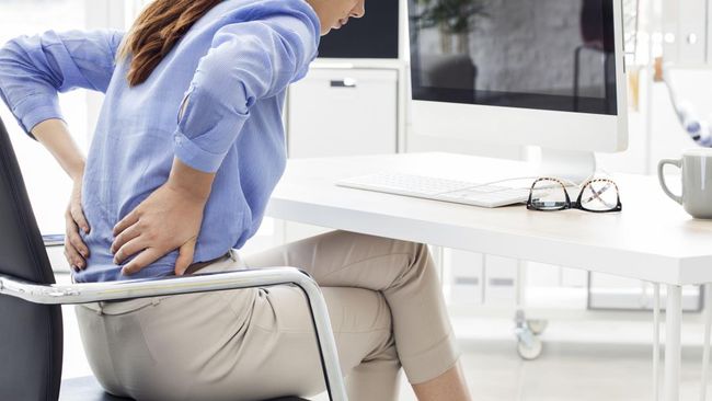 7 Tanda Tubuh Terlalu Lama Duduk, Jangan Diabaikan Bisa Picu Masalah Kesehatan Serius