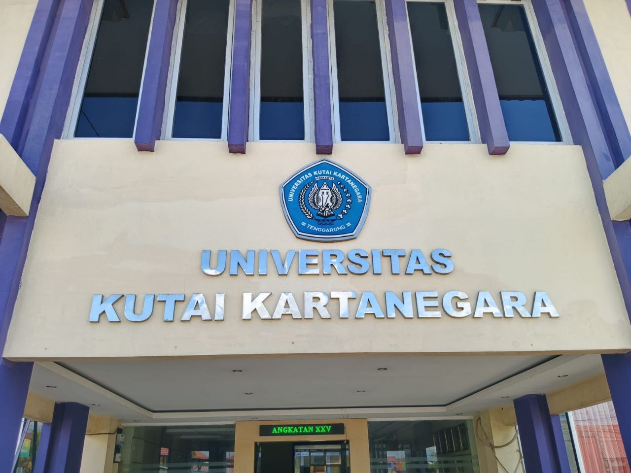 Tidak Larang Mahasiswa Ikut Aksi 21 April, Rektorat Unikarta: Sebaiknya Jangan!