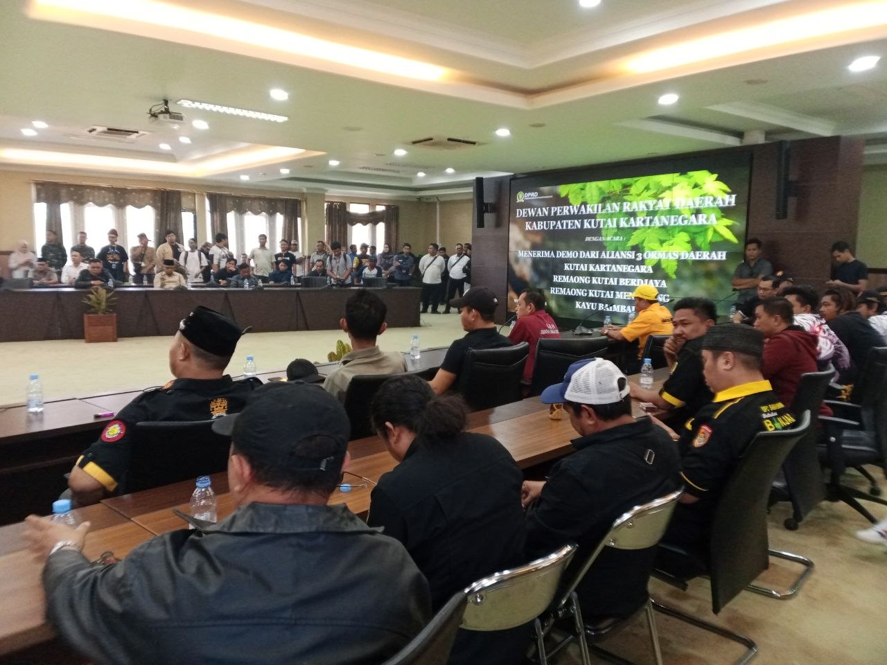 Ketua DPRD Kukar Diminta Mundur oleh Ormas