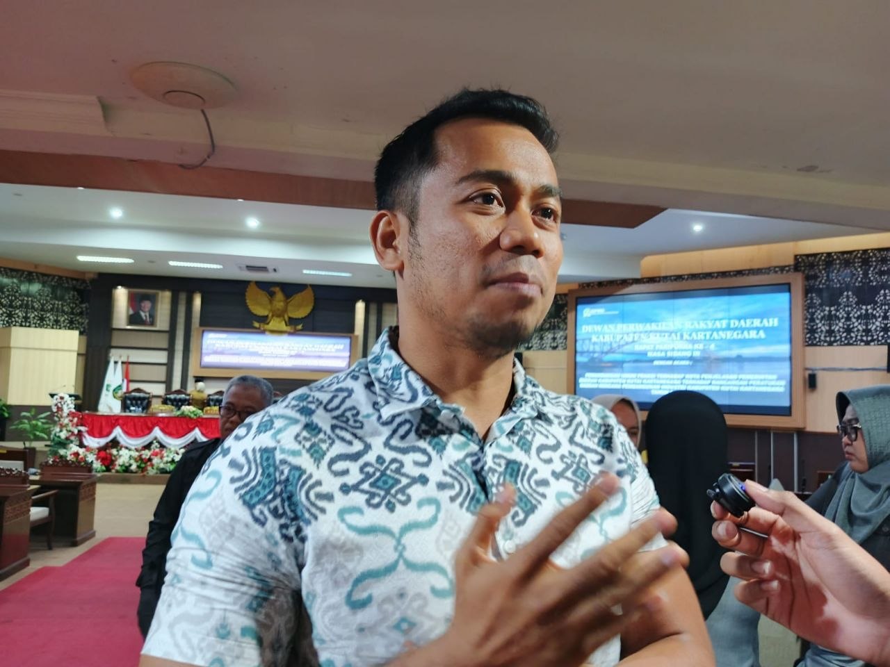 Paripurna DPRD Kukar Tensi Tinggi Gara-Gara Raperda Ponpes Mendadak Raib dari Agenda  