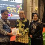 Menjaga Warisan Lewat Kata: Kiprah Surya Darma Guru Bahasa Inggris SMAN 4 Berau Dalam Pelestarian Bahasa Daerah