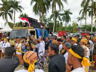 Ormas Serbu PDIP Kukar, Tuntut Ahmad Yani Dievaluasi dan Mundur dari Ketua DPRD
