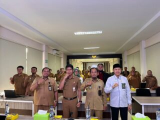 Disdukcapil Berau Perkuat Pelayanan Publik Melalui FGD Standar Layanan