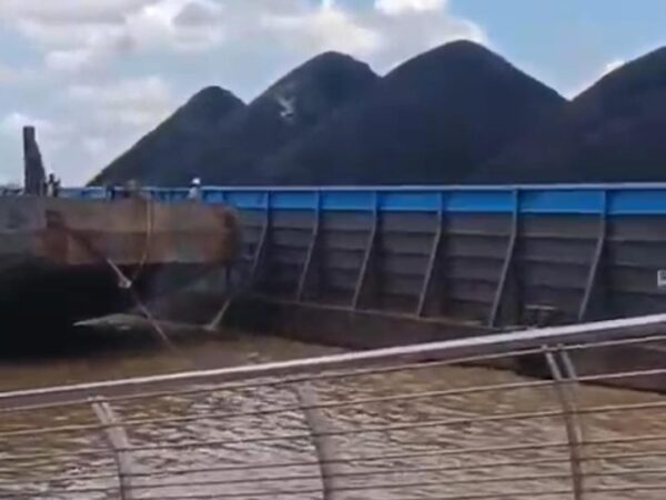 Insiden Ponton Batu Bara Lepas Kendali, Sempat Mendekat ke Area Teras Samarinda
