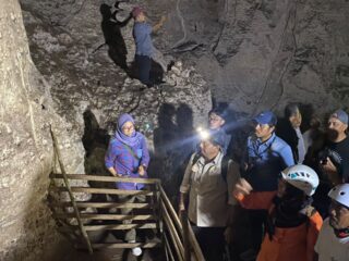 Gua Mengkuris Tunjukkan Kekuatan Geologi dan Budaya Kutim di Hadapan Tim Verifikasi