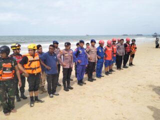 Tim SAR Cari Bocah yang Dilaporkan Tenggelam di Laut