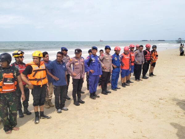 Tim SAR Cari Bocah yang Dilaporkan Tenggelam di Laut