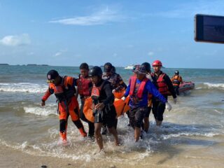 Jasad Bocah Tenggelam di Pantai Kemala Ditemukan