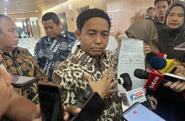 Menhut Raja Juli Lapor ke KPK Usai Akui Kembalikan Amplop Bupati Kuansing