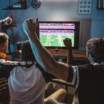 Menonton Pertandingan Bola di TV Ternyata Ganggu Kesehatan Jantung