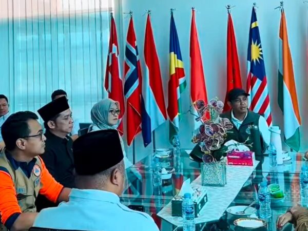 Kunjungi Berau, Menhut Soroti Ancaman Karhutla terhadap Hutan dan Satwa Liar