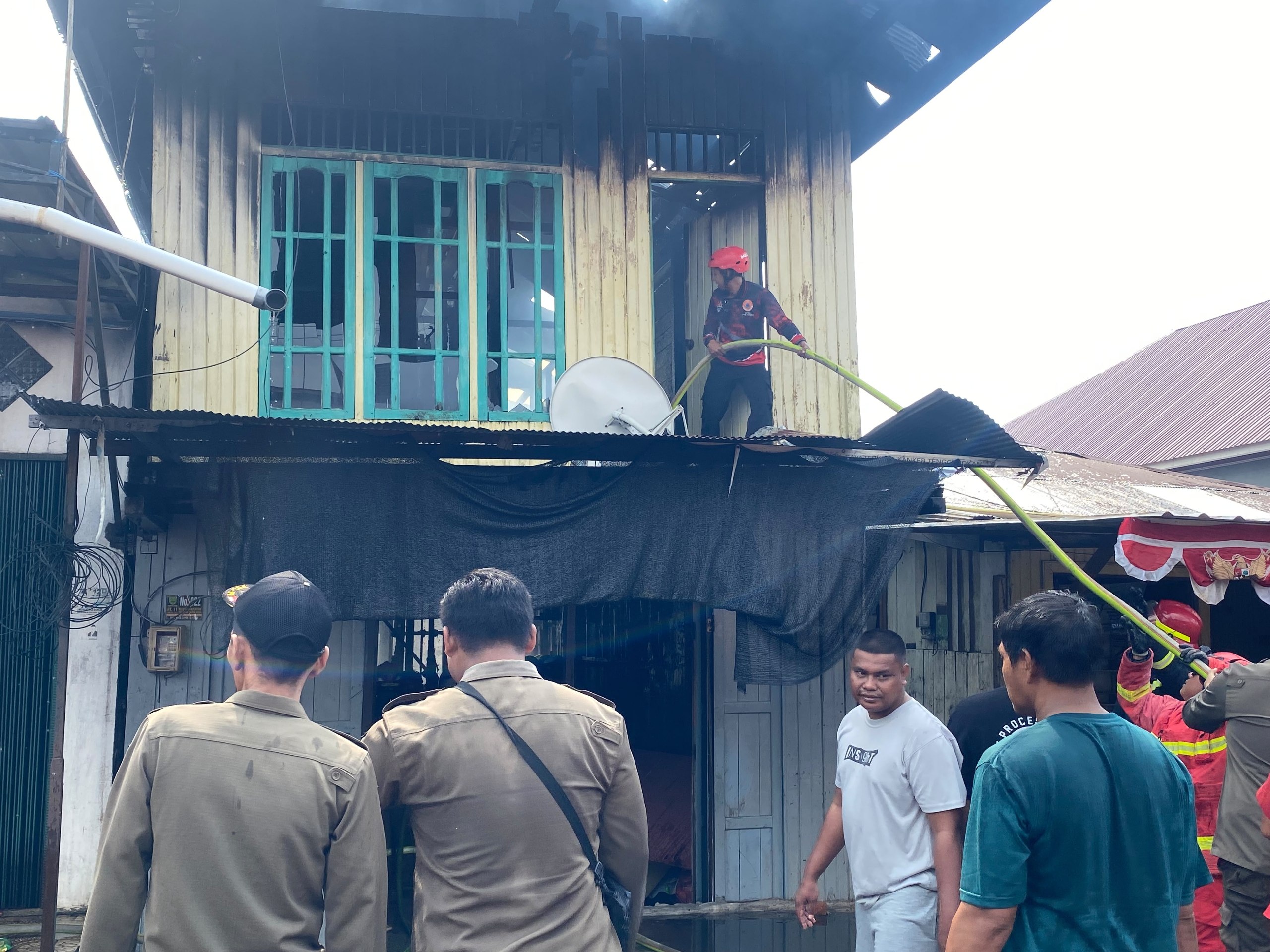 Tiga Bangunan di Jalan Milono Ludes Terbakar