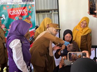 Bupati Berau Minta Orang Tua Pastikan Anak Rutin Dapat Vitamin A dan Obat Cacing