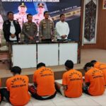 Sembilan Tersangka Pengeroyokan Warga Tabang Ditahan, Kapolres Kukar: Murni Kriminalitas