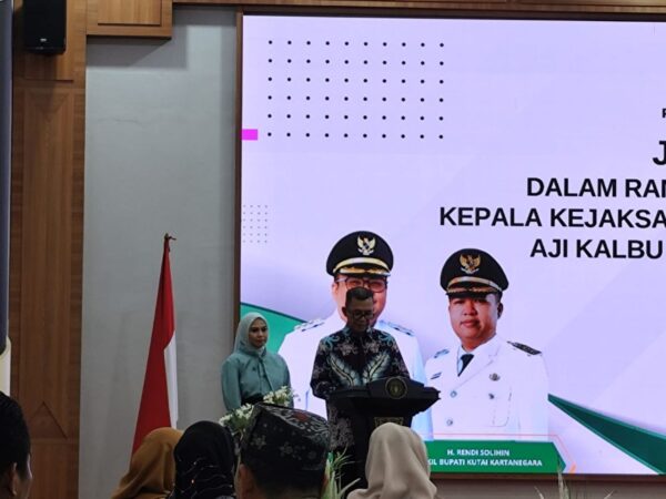 Aji Kalbu Pribadi Kajari Baru Kukar, Bupati: Bukan Orang Kutai